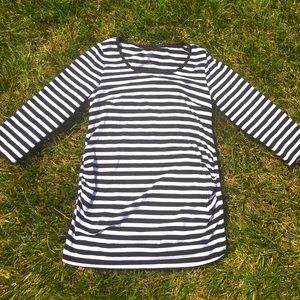Striped quarter sleeve tee